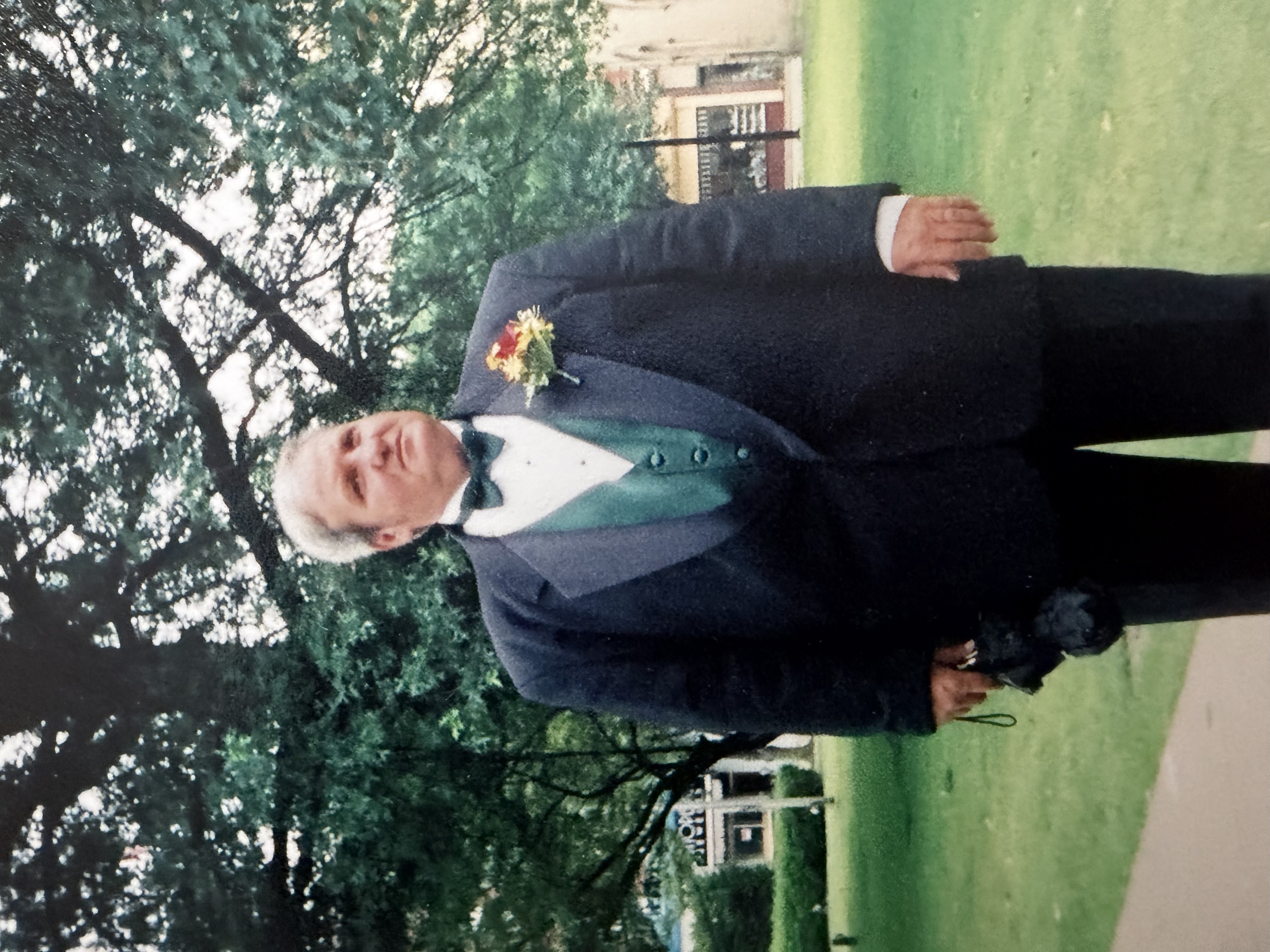 Obituary-img