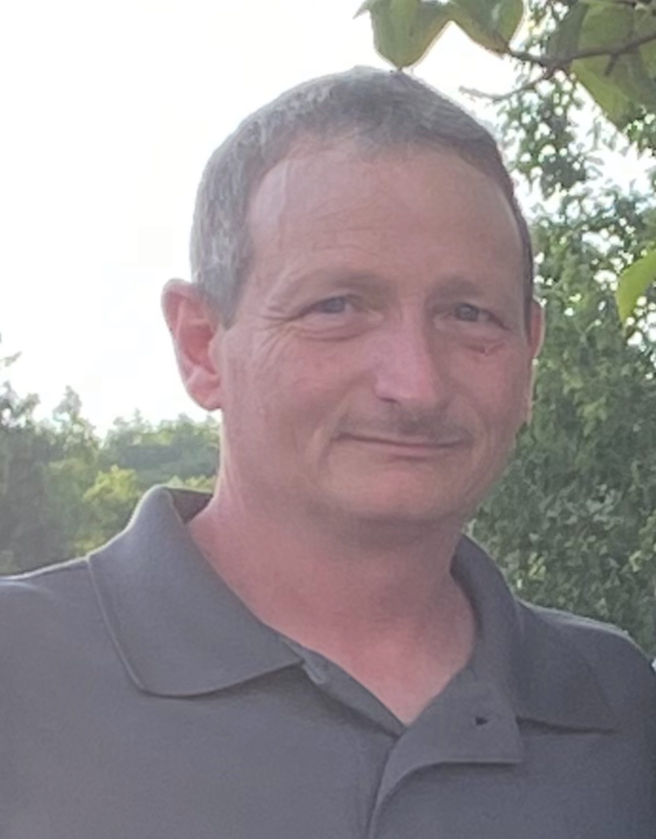 Robert E. White Obituary-img